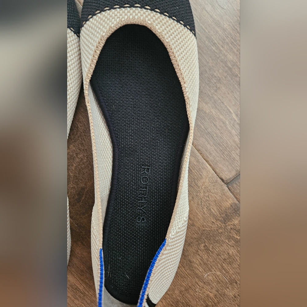 Rothy's Women's Black and Cream Flats - Picture 5 of 6